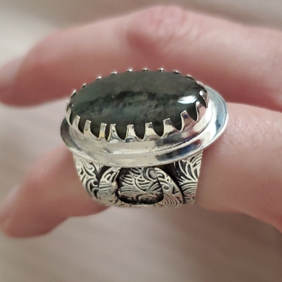 New Witchy Moss Agate Horned Crescent Moon 925 Silver Ring. - Picture 4 of 9